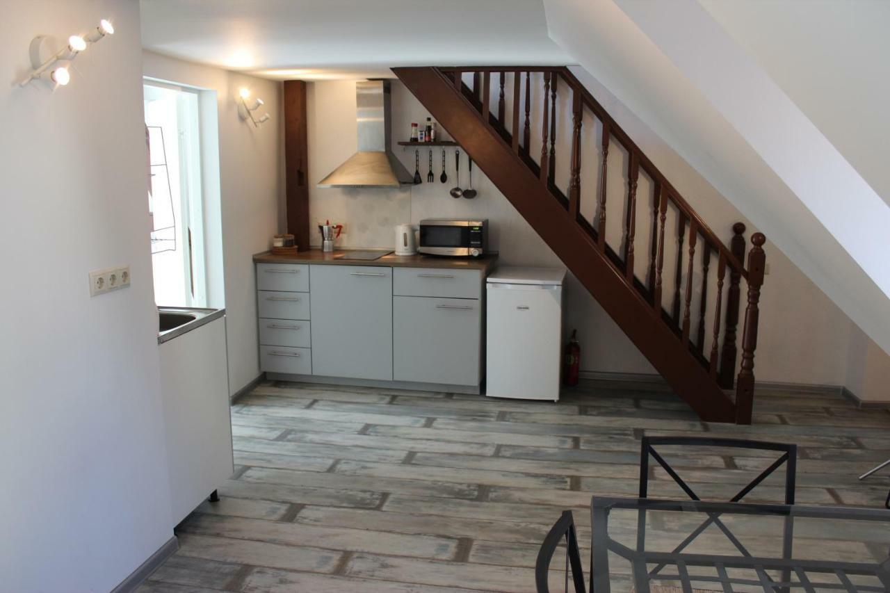 Three-Bedroom Apartment On Peldu 19 Рига Екстер'єр фото